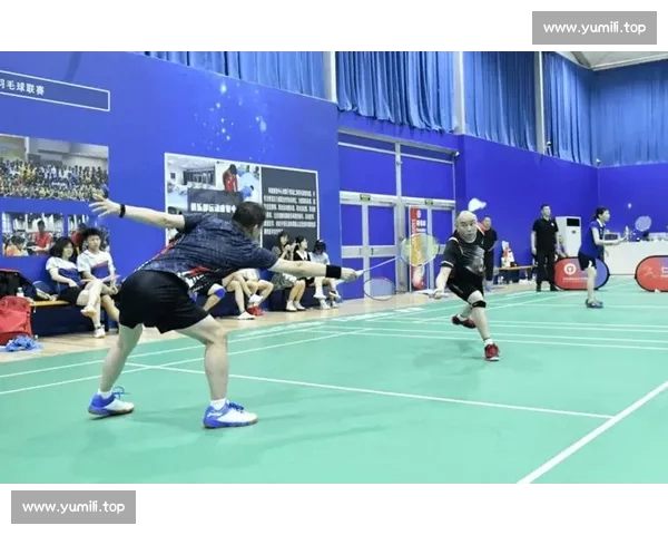 激烈对抗中的羽毛球赛场技巧与胜负瞬间解析 激烈对抗中的羽毛球赛场技巧与胜负瞬间解析